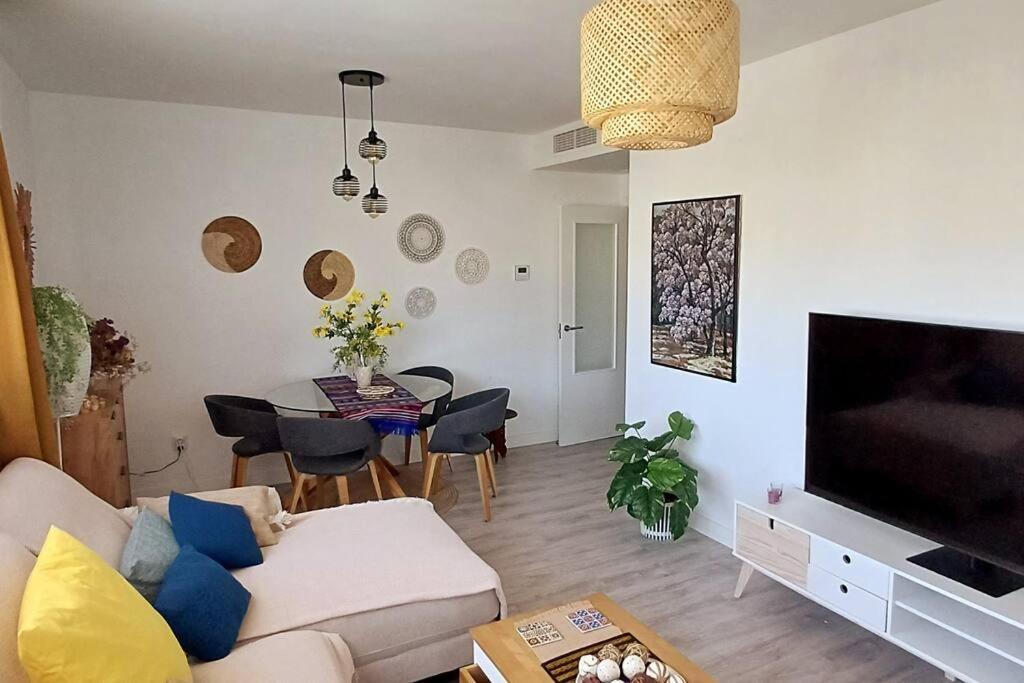 Pedregales 1 Apartment